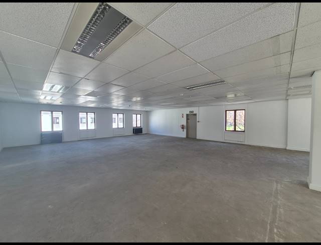 1,315M² OFFICE TO LET IN SANDTON CENTRAL